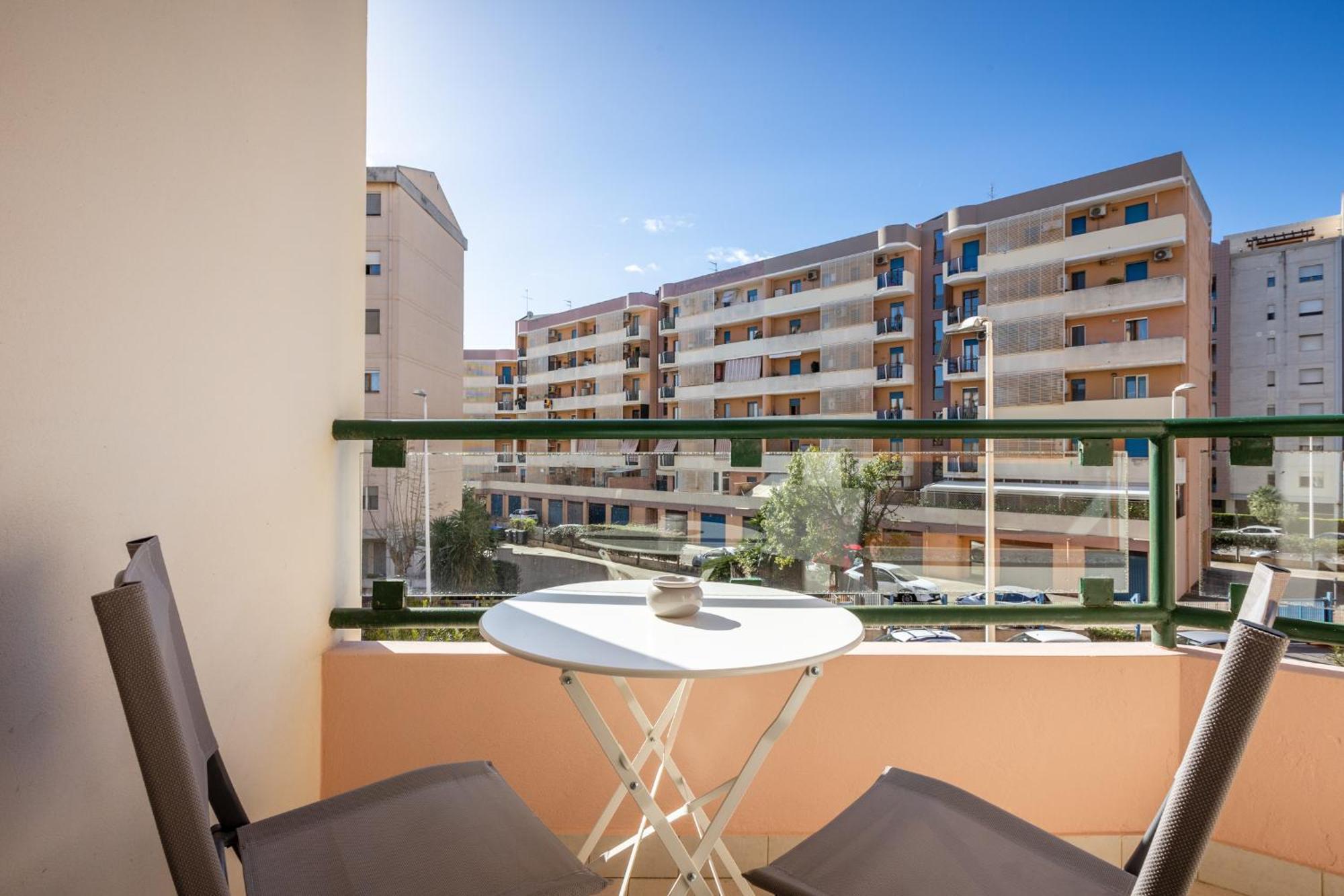 Galaxy Room Sardinia Cagliari Bagian luar foto